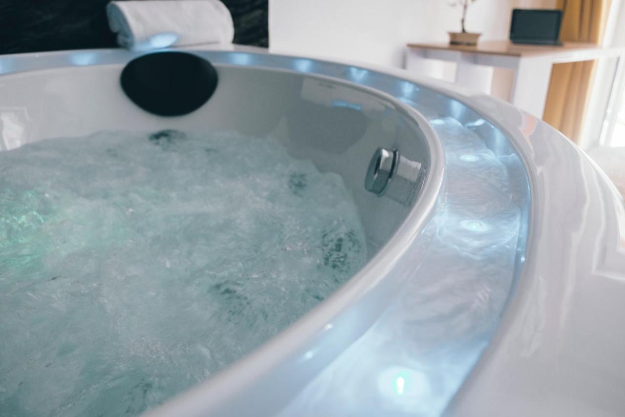 Gregorio VII Luxury Suites San Damaso Roma Ngoại thất bức ảnh