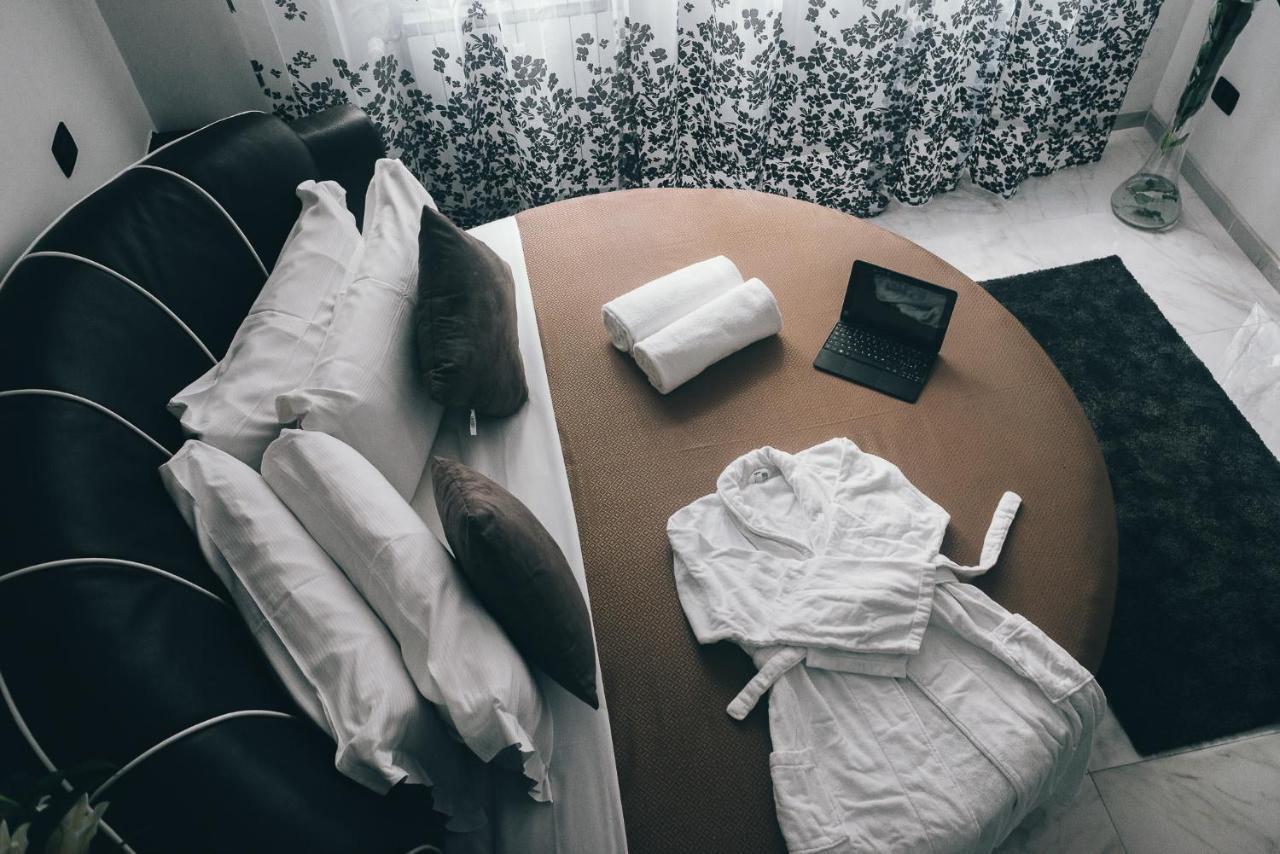 Gregorio VII Luxury Suites San Damaso Roma Ngoại thất bức ảnh