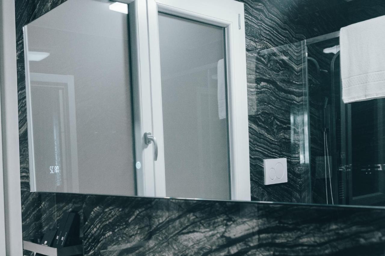 Gregorio VII Luxury Suites San Damaso Roma Ngoại thất bức ảnh