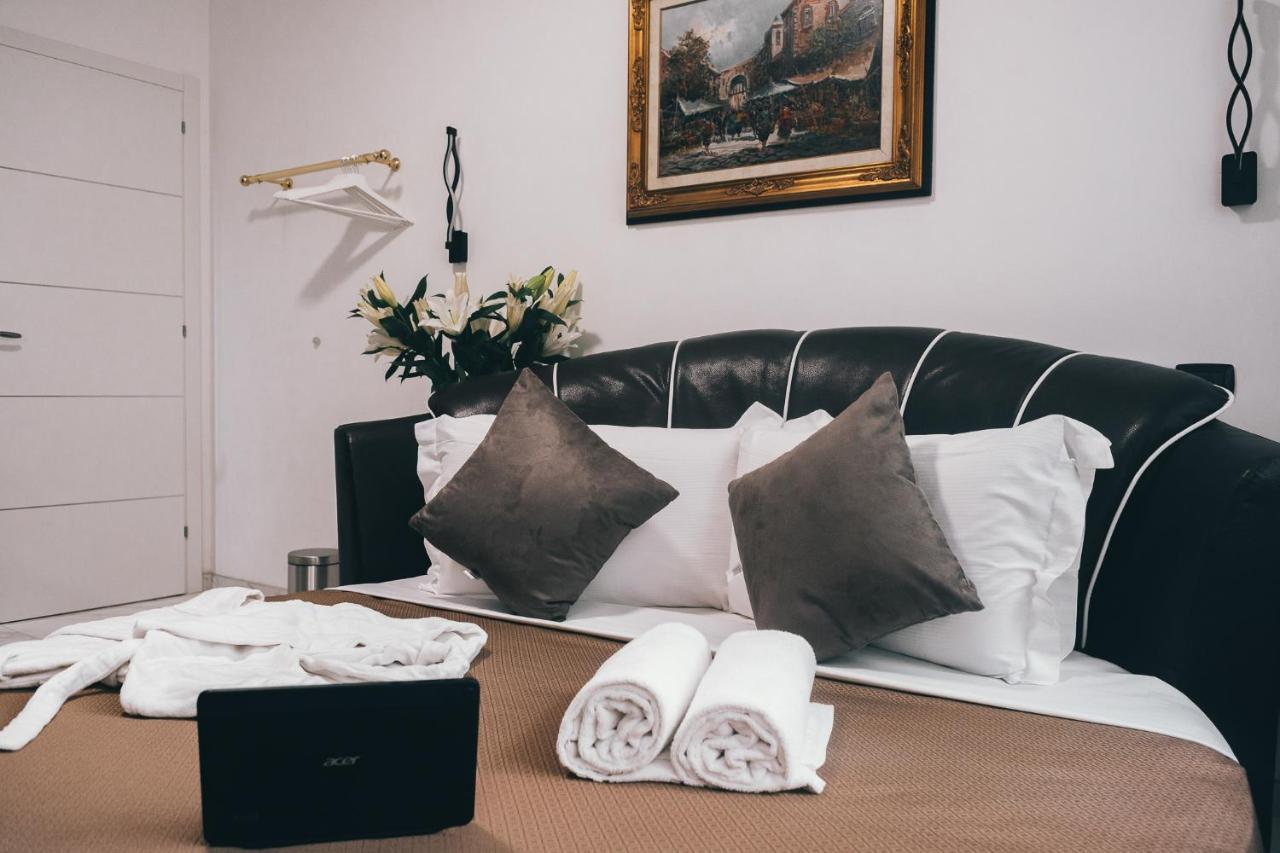 Gregorio VII Luxury Suites San Damaso Roma Ngoại thất bức ảnh